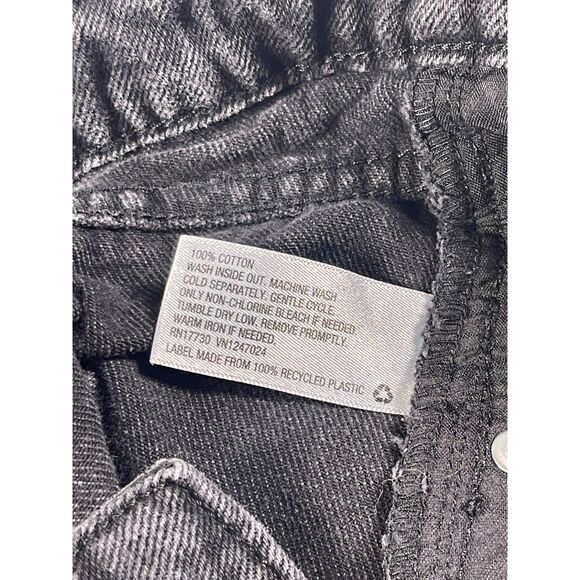 Wild Fable Women's Black Distressed Denim Highest Rise Jean Shorts Size 14 Large - Picture 5 of 7